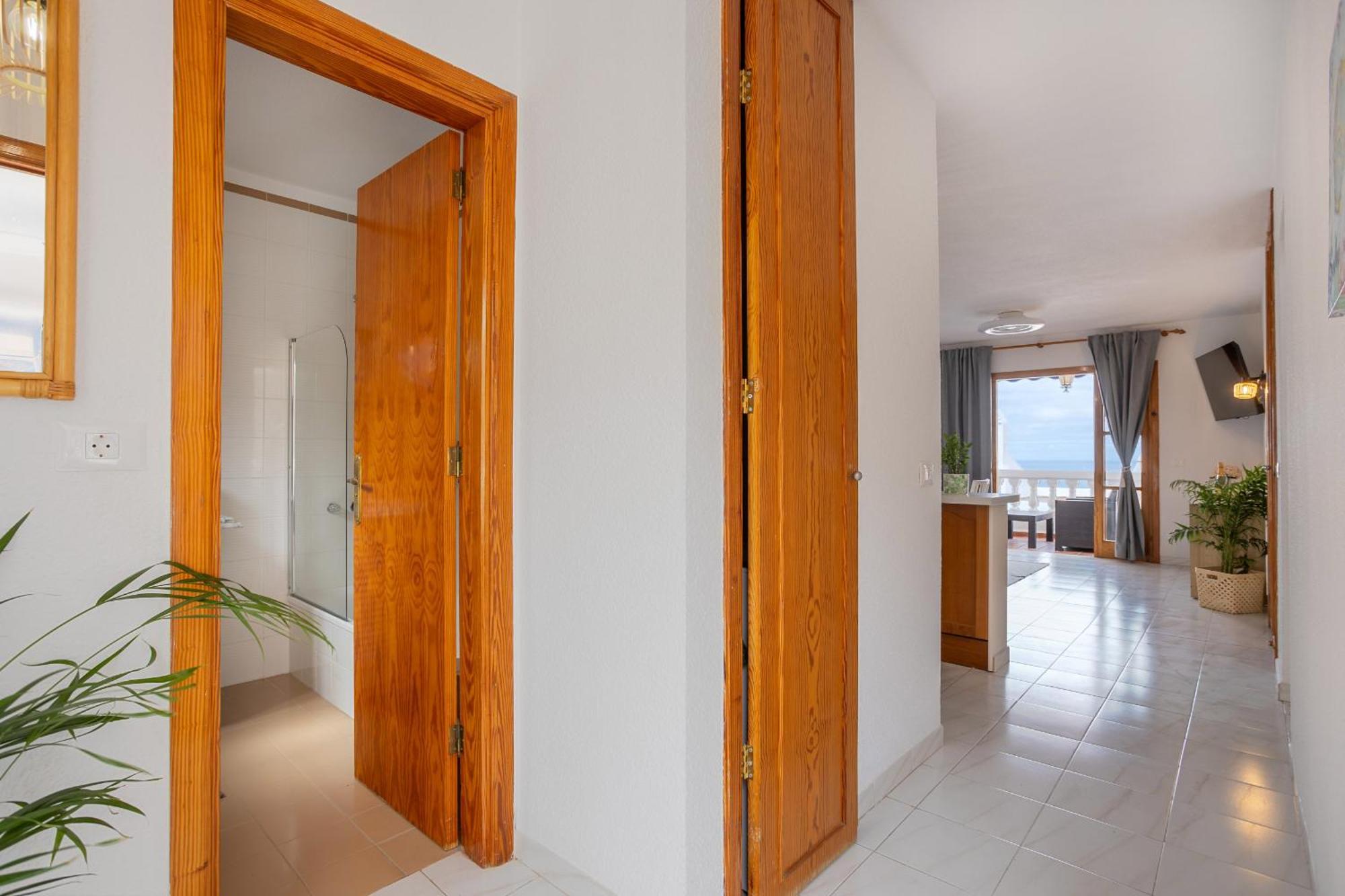 Cozy Port Royal Margot Sunset View Home By Lovetenerife Los Cristianos  Eksteriør billede